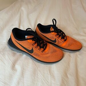 Women’s Nike ID Neon Orange/Gray/Black 8.5